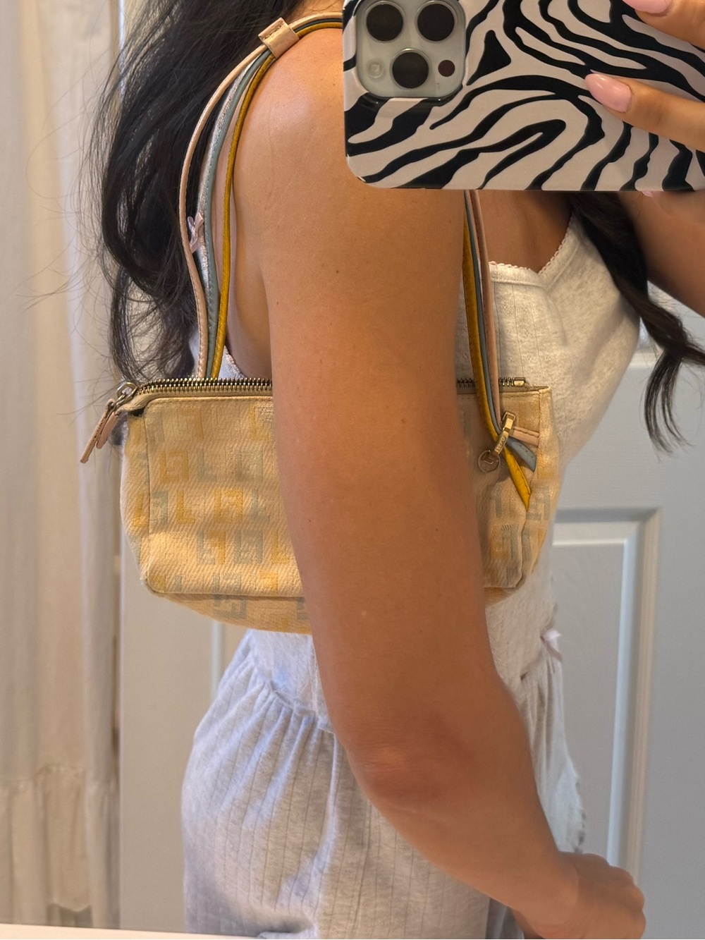 Fendi Monogram purse - Picture 4 of 4